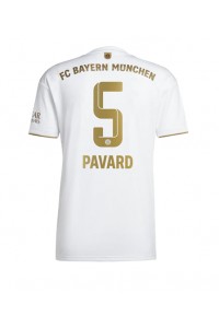 Bayern Munich Benjamin Pavard #5 Fotballdrakt Borte Klær 2022-23 Korte ermer